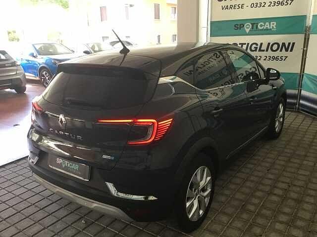 Renault Captur Intens 1.6 E-Tech 145 CV - Usata