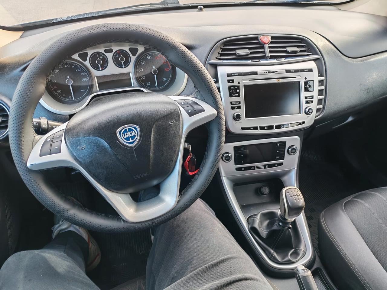 Lancia Delta 1.4 T-Jet 120 CV Oro