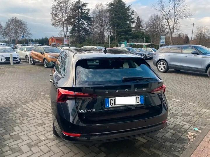 Skoda Octavia 2.0 TDI EVO SCR Wagon Ambition