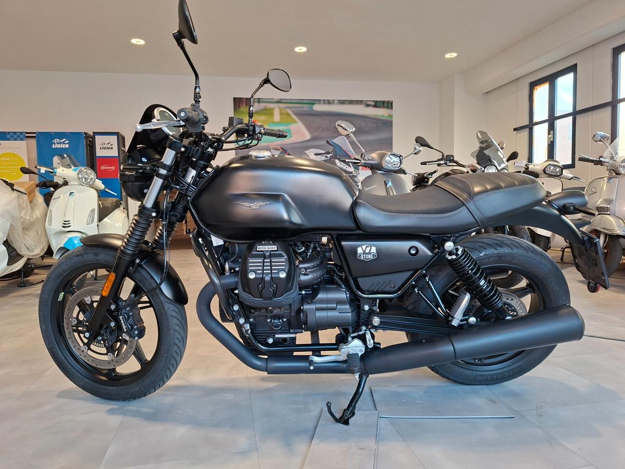 Moto Guzzi V7 stone V7IV