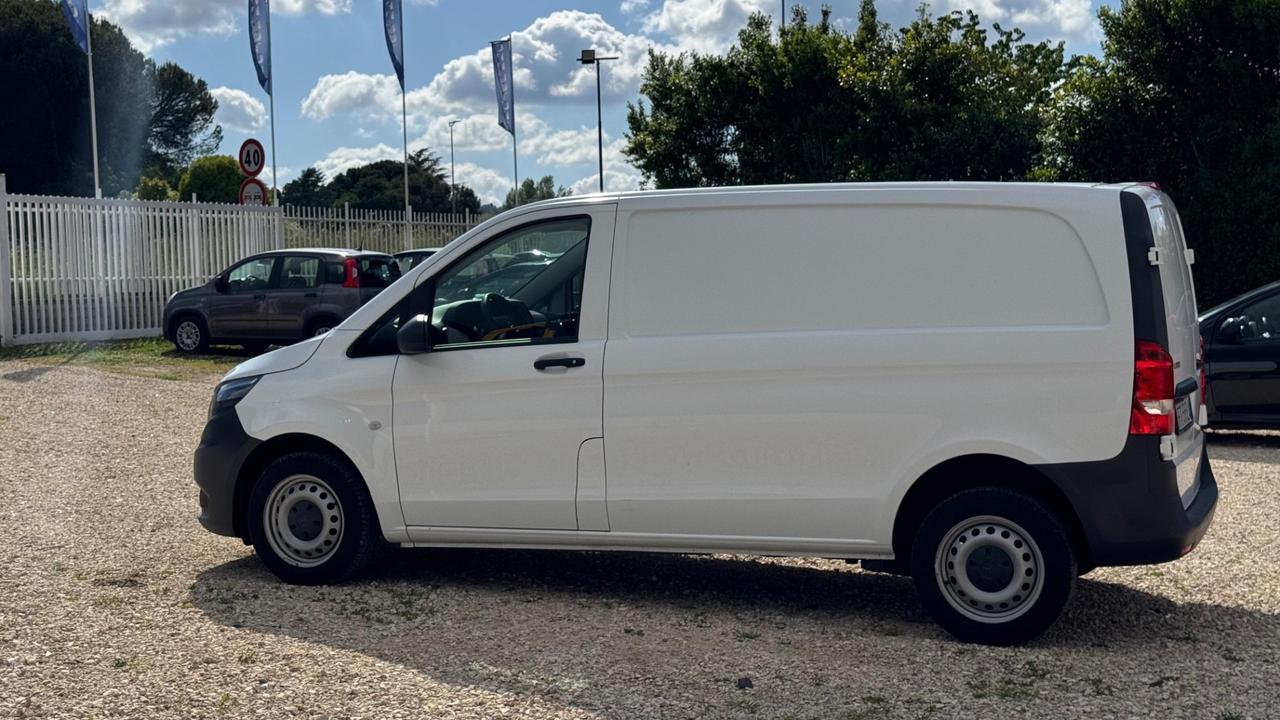 Mercedes-benz V 220 d Sport Long