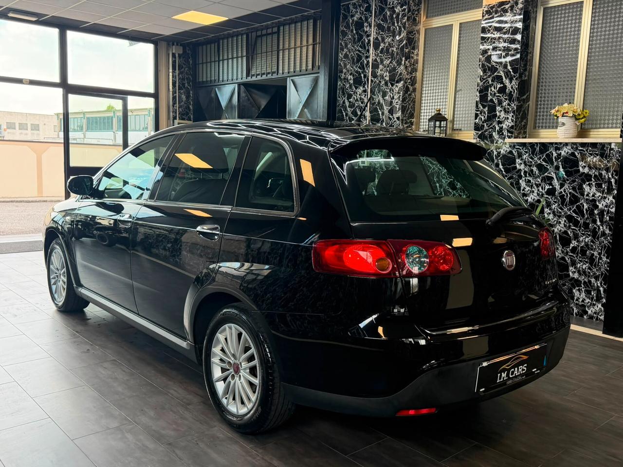 Fiat Croma 1.9 Multijet Emotion