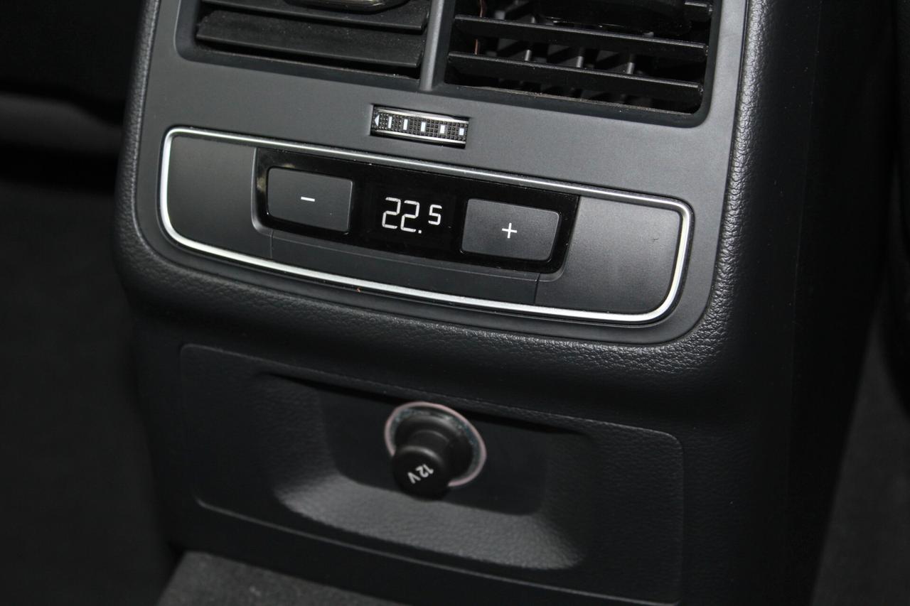 Audi A4 Avant 40 TDI quattro S tronic Sport