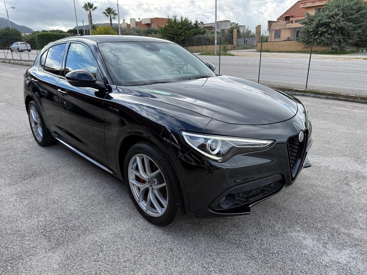 Alfa Romeo Stelvio 210 CV AT8 Q4 Veloce 2021