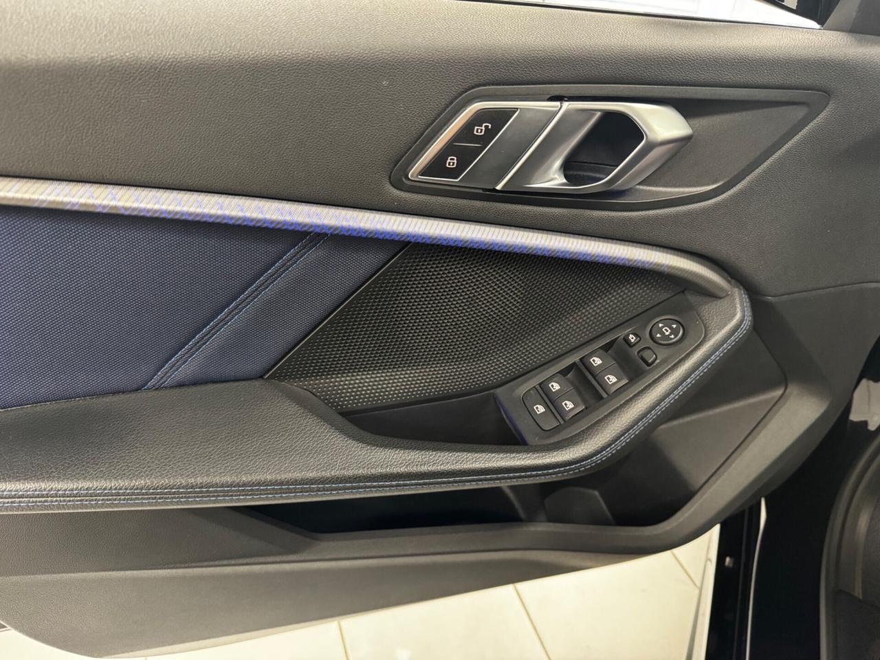 Bmw 118d 5p. Msport