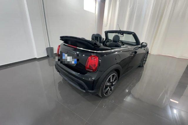 MINI Mini 1.5 Cooper Yours Cabrio