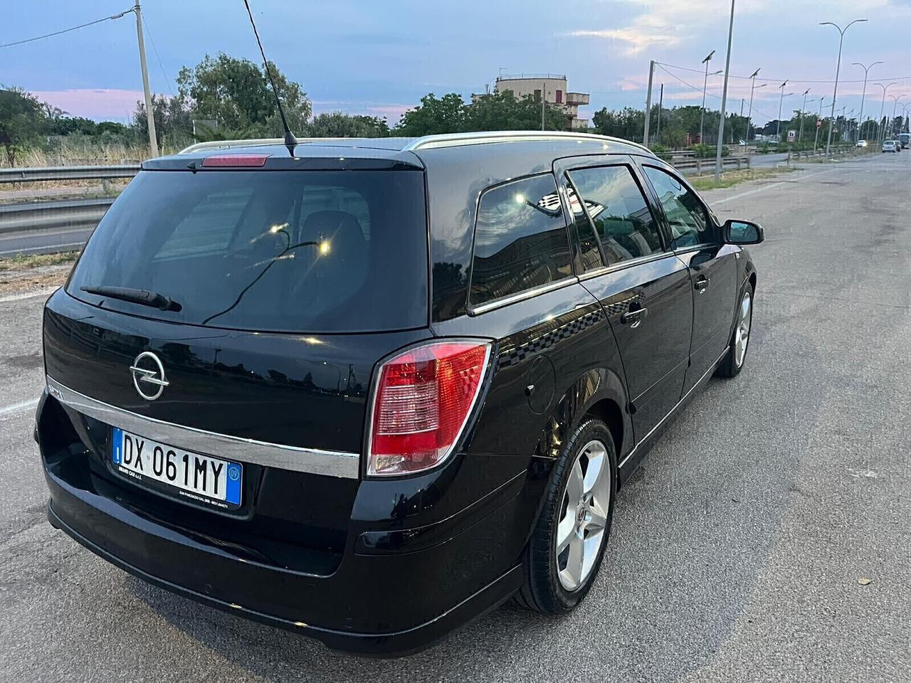 Opel Astra 1.6 Gpl Station Wagon Enjoy 2009