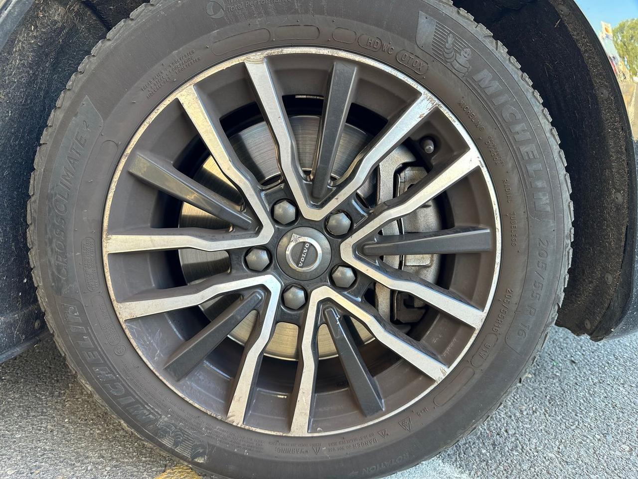 Volvo V40 D2 Momentum Geartronic #10585