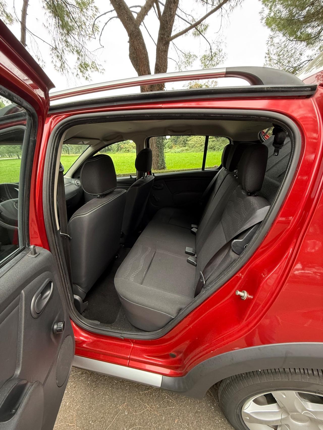 Dacia Sandero Stepway 1.6 8V 90CV