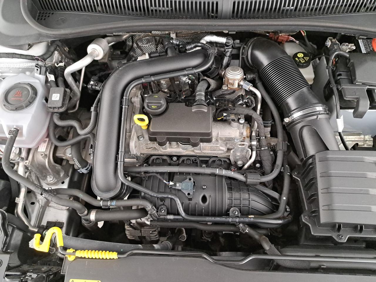 Volkswagen Polo 5p 1.0 tsi highline 95cv