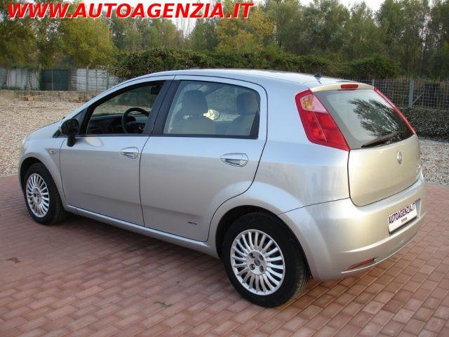 FIAT Grande Punto 1.3 MJT 75 CV 5 porte OK NEOPATENTATI