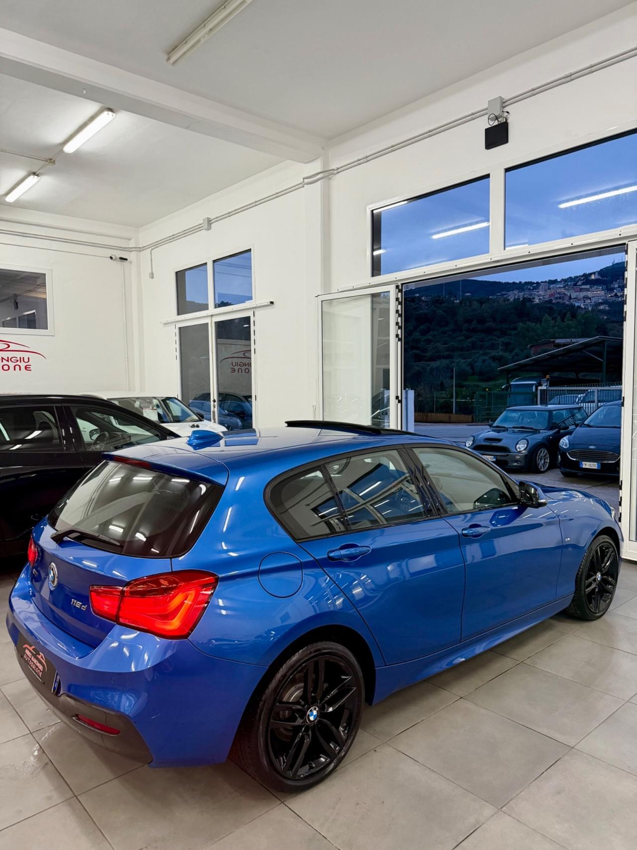 Bmw serie 1 118d xDrive TETTO Msport FINANZIABILE