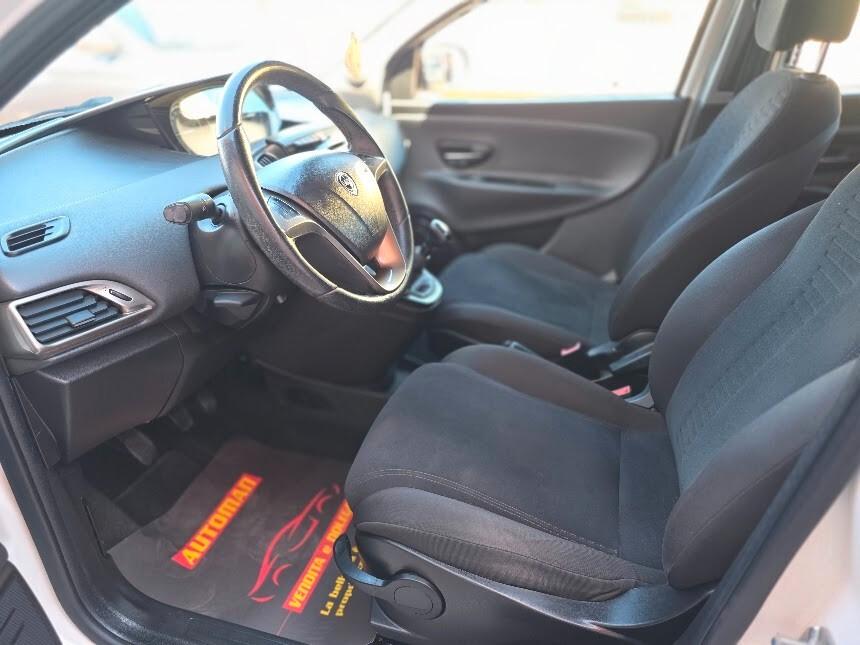Lancia Ypsilon 1.3 MJT 16V 95 CV 5 porte S&S Gold