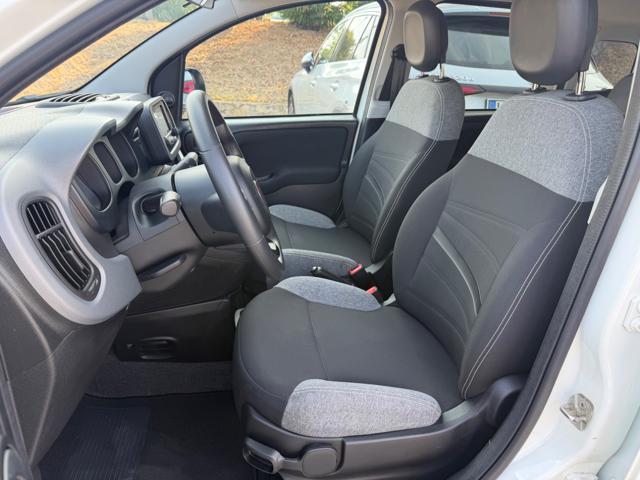 FIAT Panda 1.0 HYBRID CITY LIFE+CLIMATRONIC+SCHERMO+5POSTI