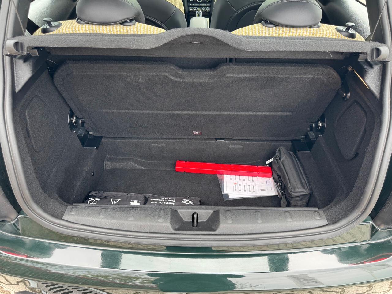 Mini Full Electric Cooper SE Resolute