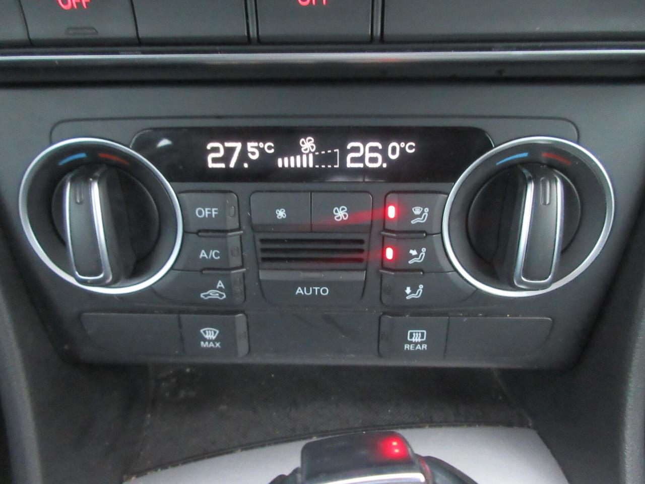 Audi Q3 2.0 TDI 150 CV Business