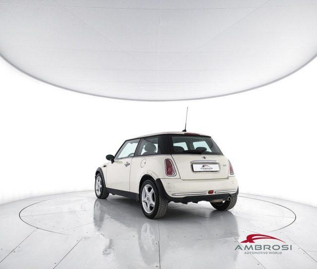MINI One 1.6 16V One Seven