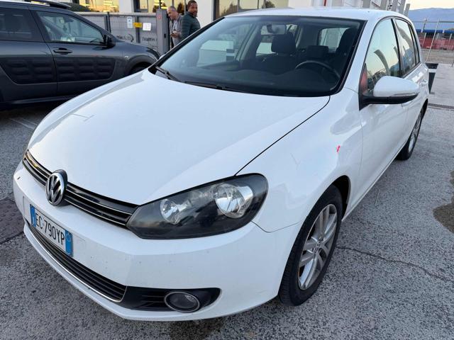 VOLKSWAGEN Golf 1.6 TDI 5p Highline senza nessun lavoro da fare