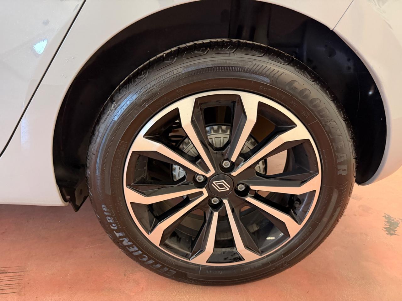 Renault Clio TCe 90 CV 5 porte Techno