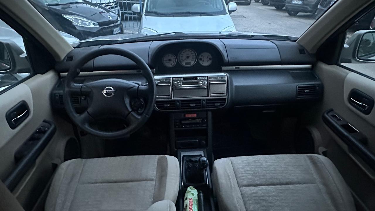 Nissan X-Trail 2.2 dCi Sport
