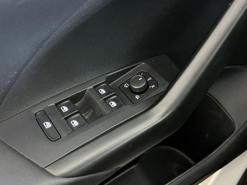 Volkswagen T-Cross 1.0 TSI Style BMT