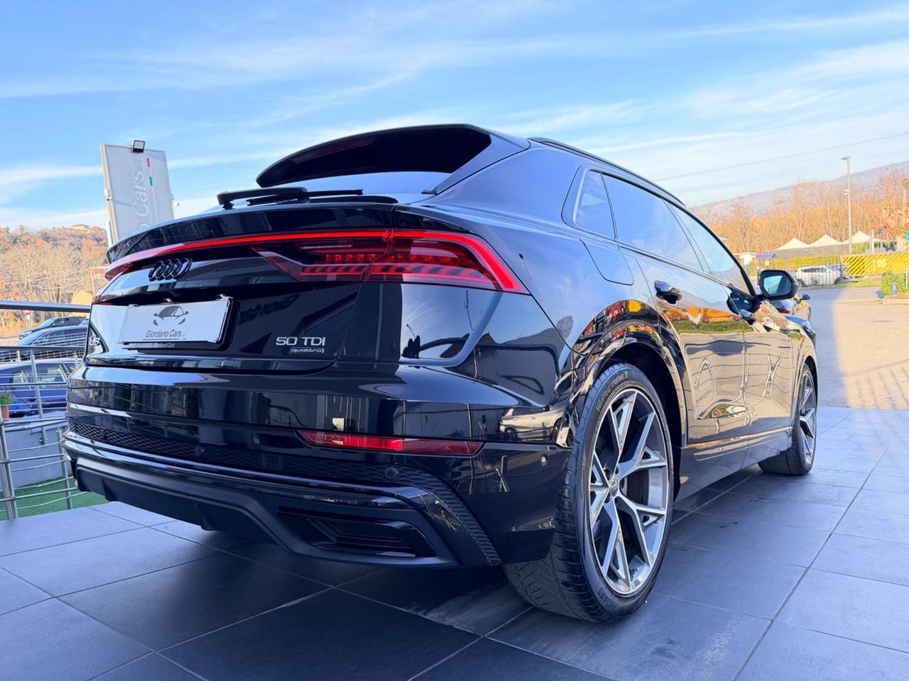 Audi Q8 50 TDI 286 CV quattro tiptronic S-Line tetto