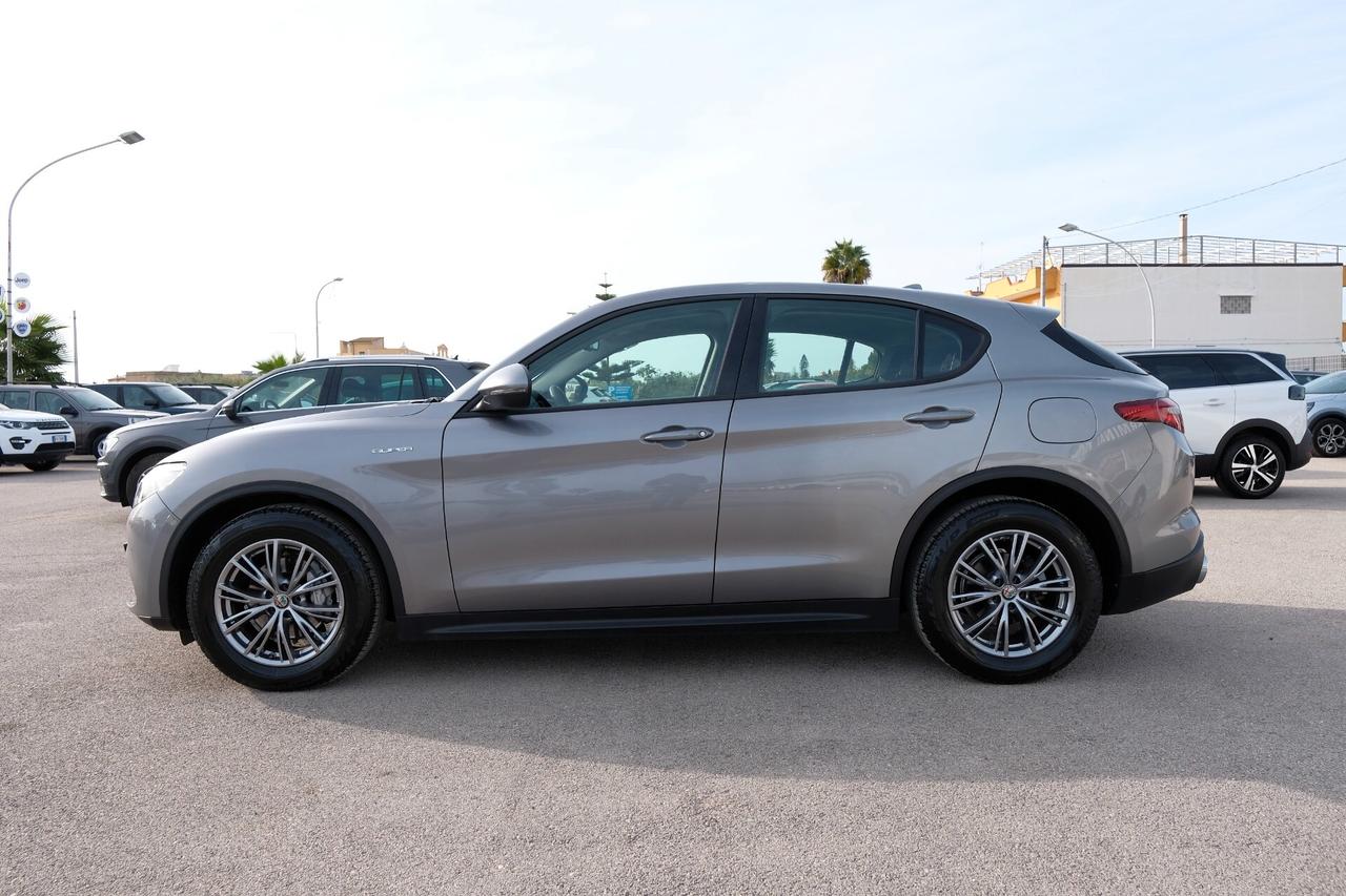 Alfa Romeo Stelvio 2.2 Turbodiesel 160 CV AT8 RWD Super