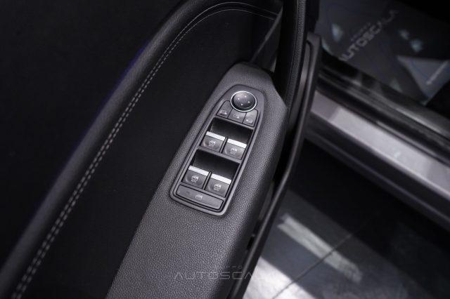 RENAULT Captur 1.0 TCe 90cv Techno