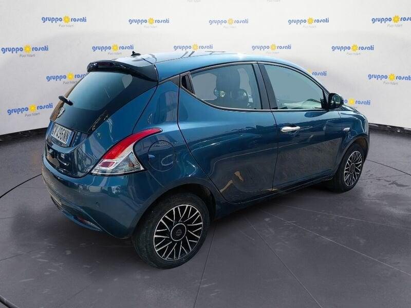 Lancia Ypsilon New 5 porte My24 1.0 Firefly 70 CvStart&Stop Hybrid Oro