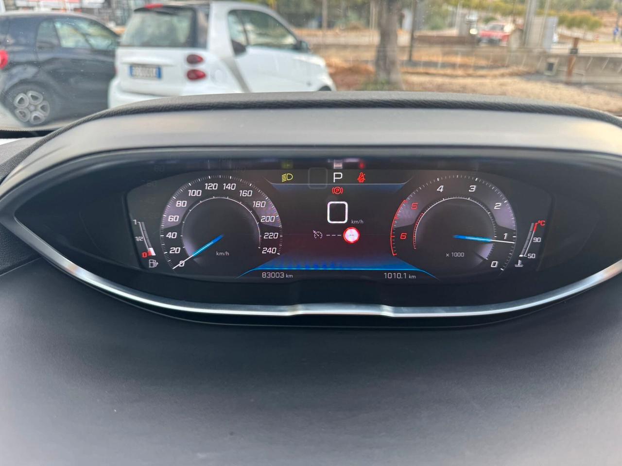 PEUGEOT 3008 1500 HDI 130CV AT8 UNICO PROPRIETARIO