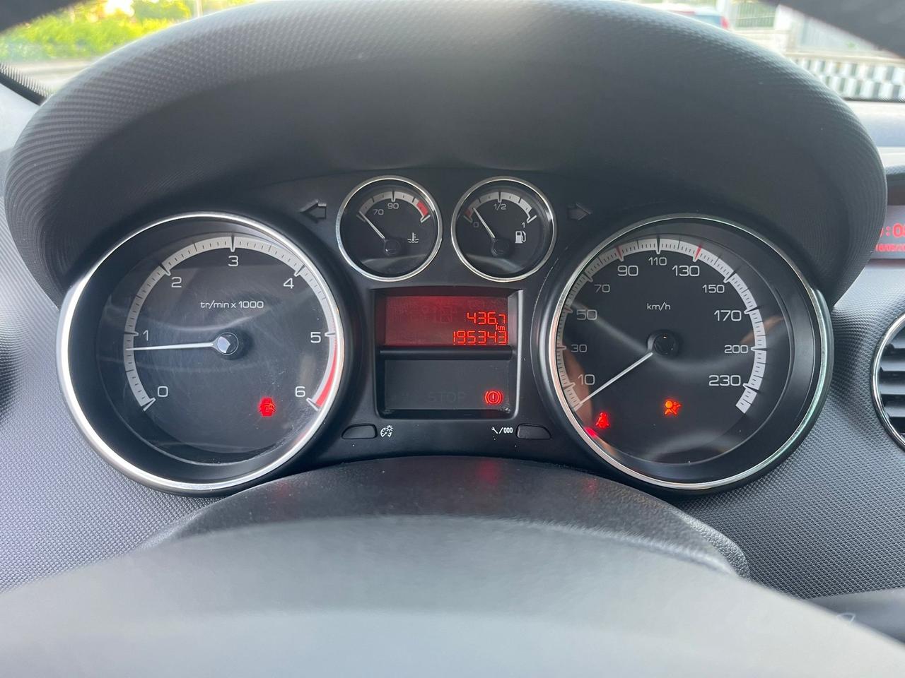Peugeot 308 1.6 8V e-HDi Stop&Start SW Active 2013
