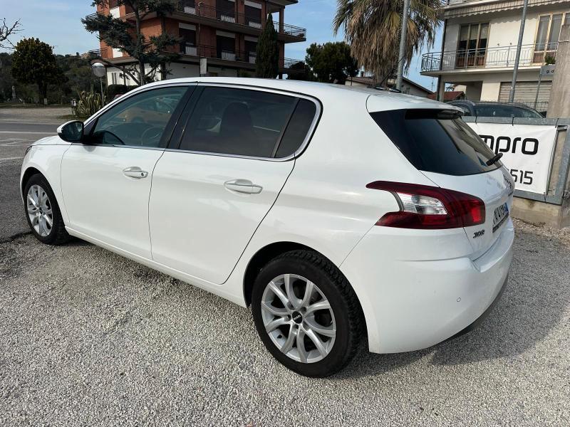 Peugeot 308 5 Porte 308 5p 1.6 bluehdi Allure s&s 120cv eat6