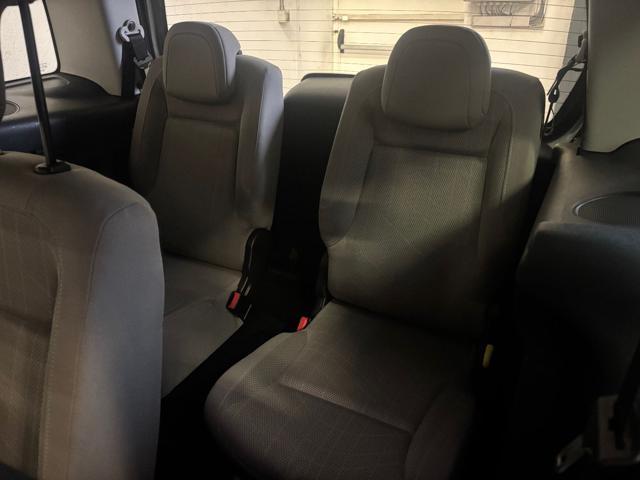 PEUGEOT Partner Tepee 1.6 HDi 90CV FAP Outdoor 7 POSTI