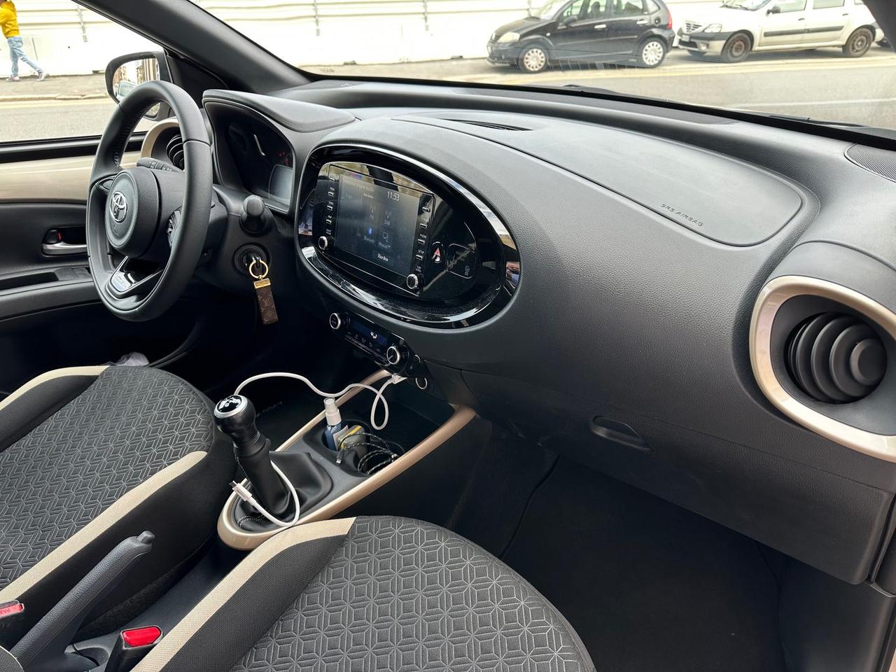 Toyota Aygo X 72 CV #10044