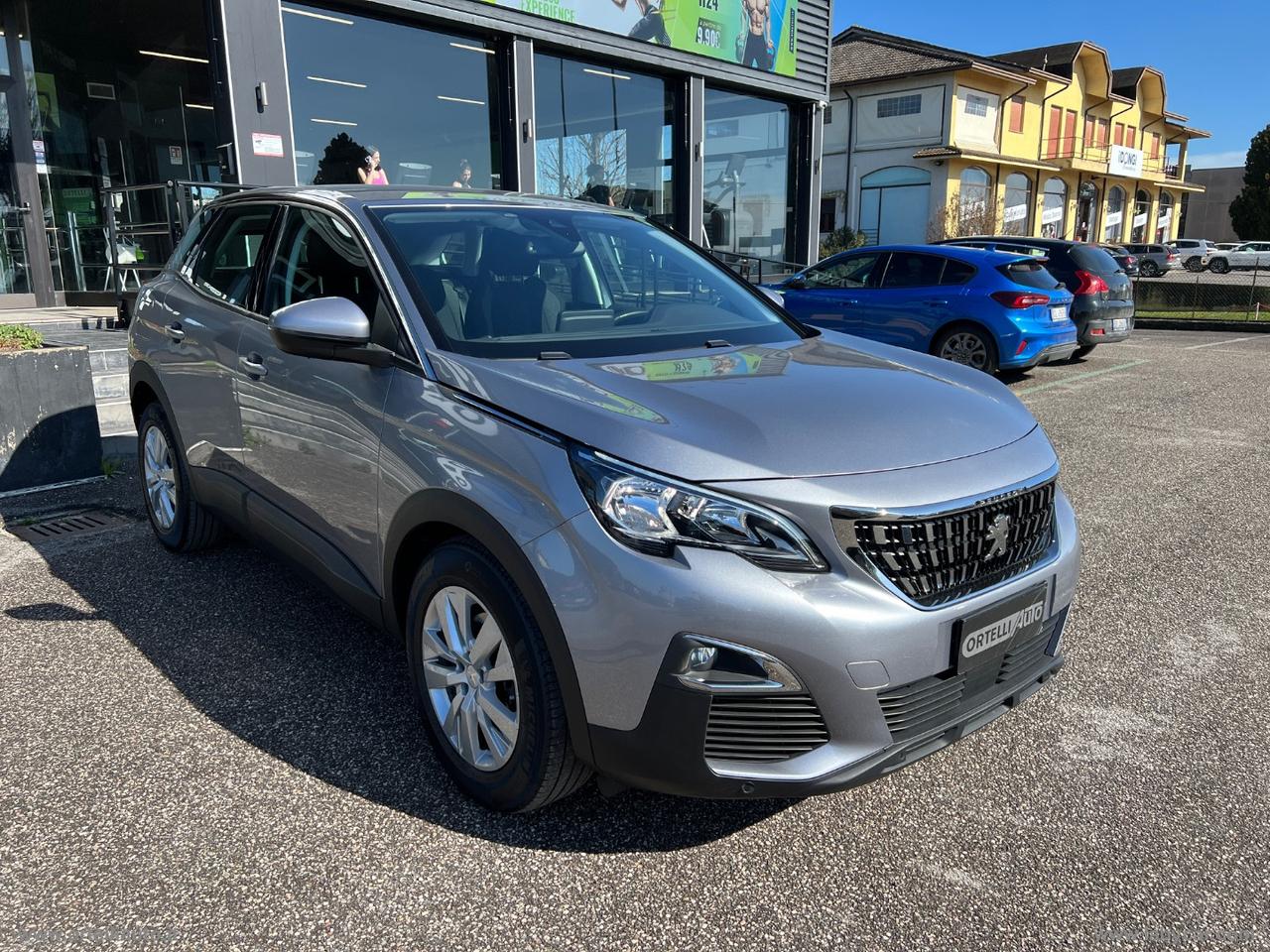 PEUGEOT 3008 BlueHDi 130 S&S EAT8 Business IVA DEDUCIBILE
