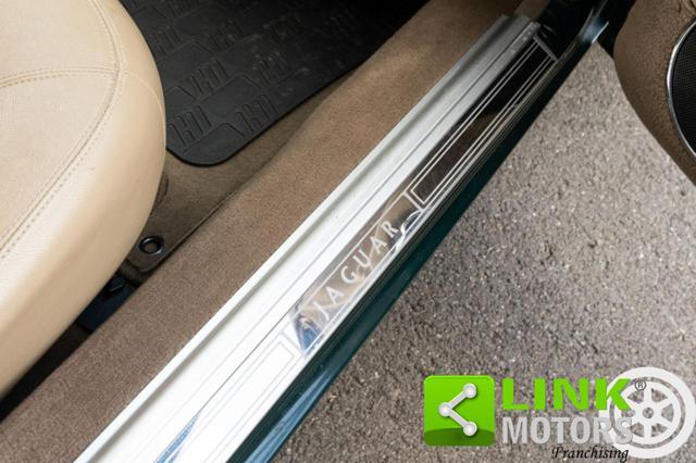 JAGUAR XJ8 3.2 V8 237CV Executive - 1998