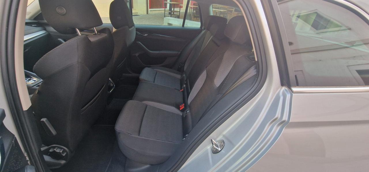 Skoda Octavia 2.0 TDI EVO SCR 150 CV DSG Wagon Executive