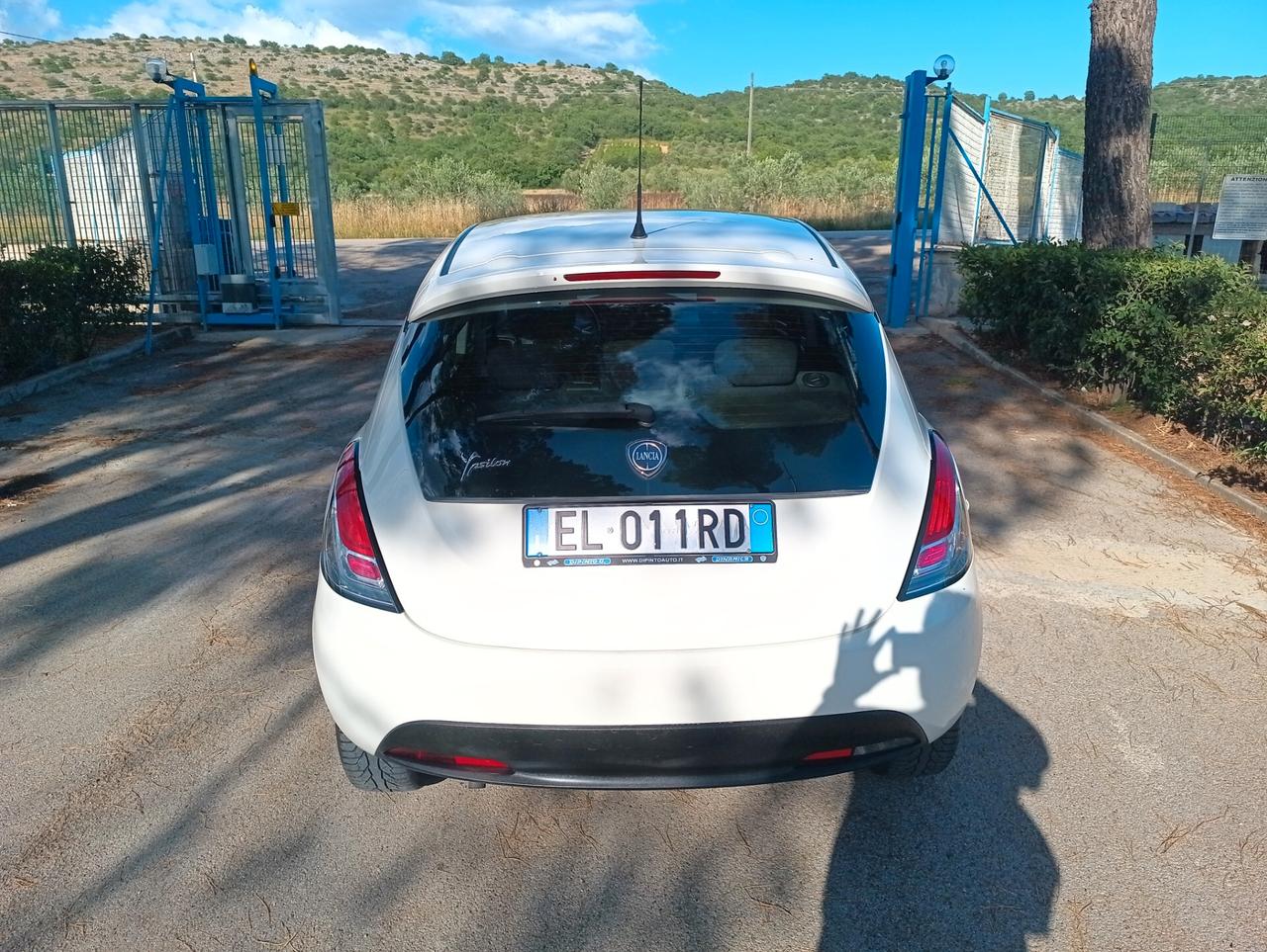 Lancia Ypsilon 1.2 69 CV 5 porte S&S Silver