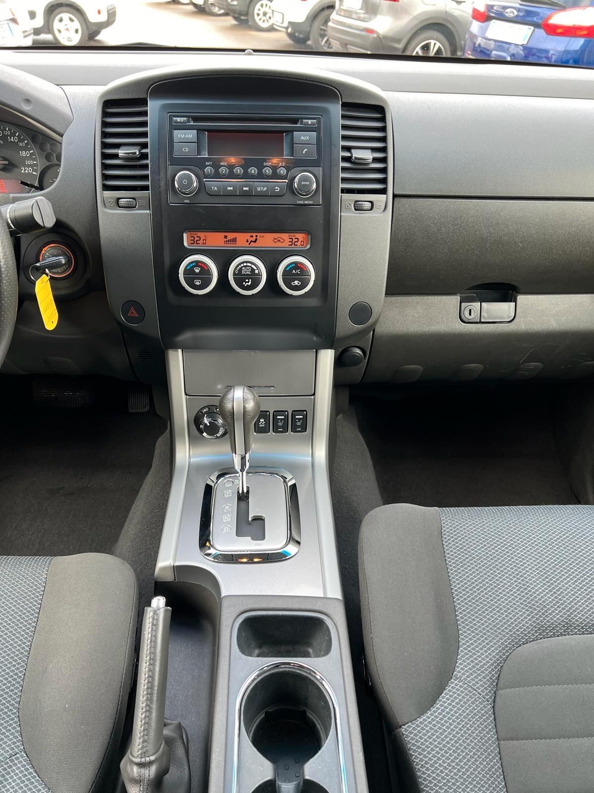Nissan Navara 2.5 dCi 190CV 2 porte King Cab Sport