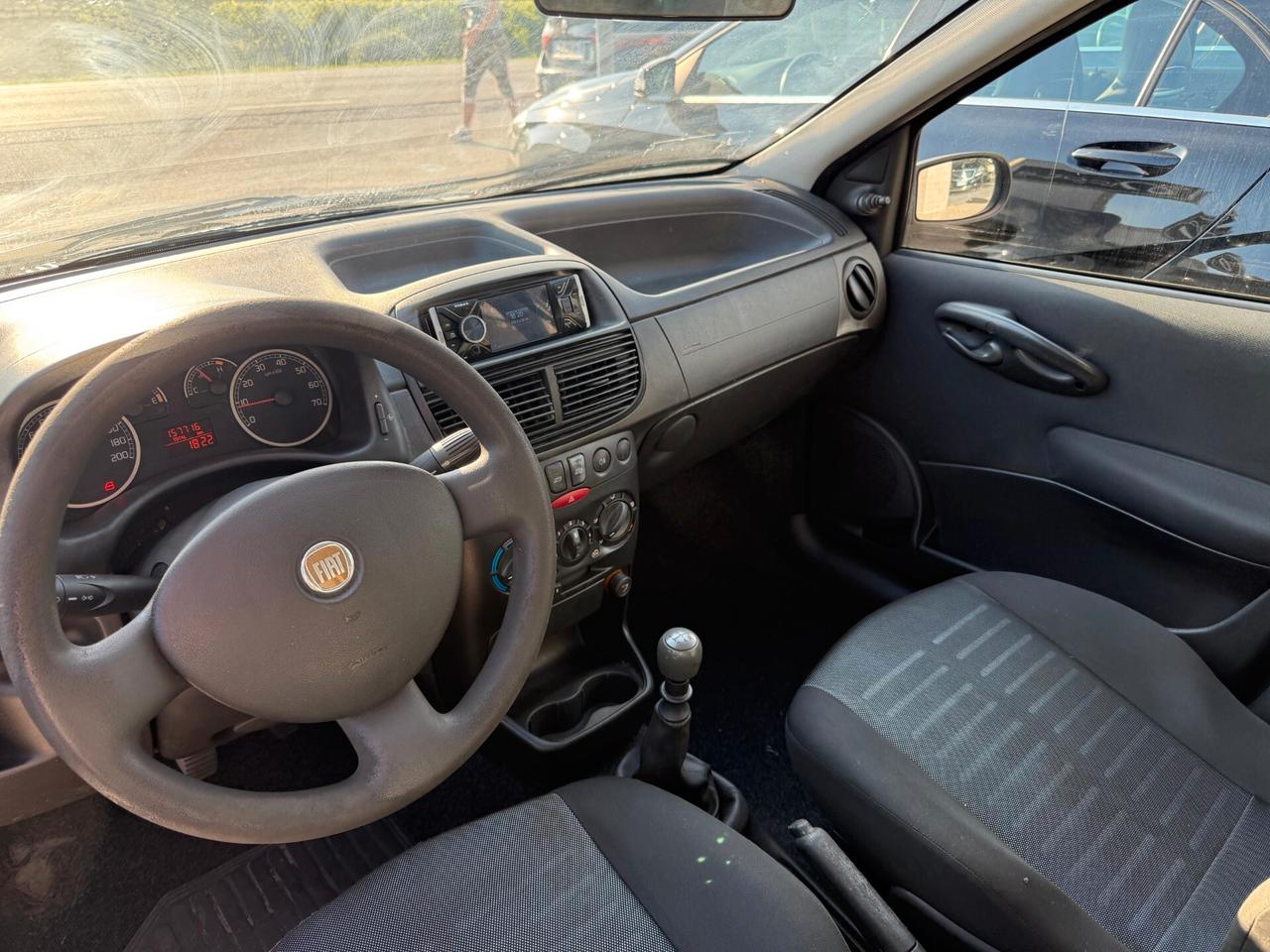 Fiat Punto 1.2 Benzina Neopatentati