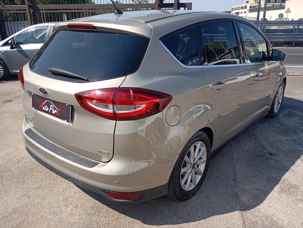 Ford C-Max 1.0 EcoBoost 125CV Titanium