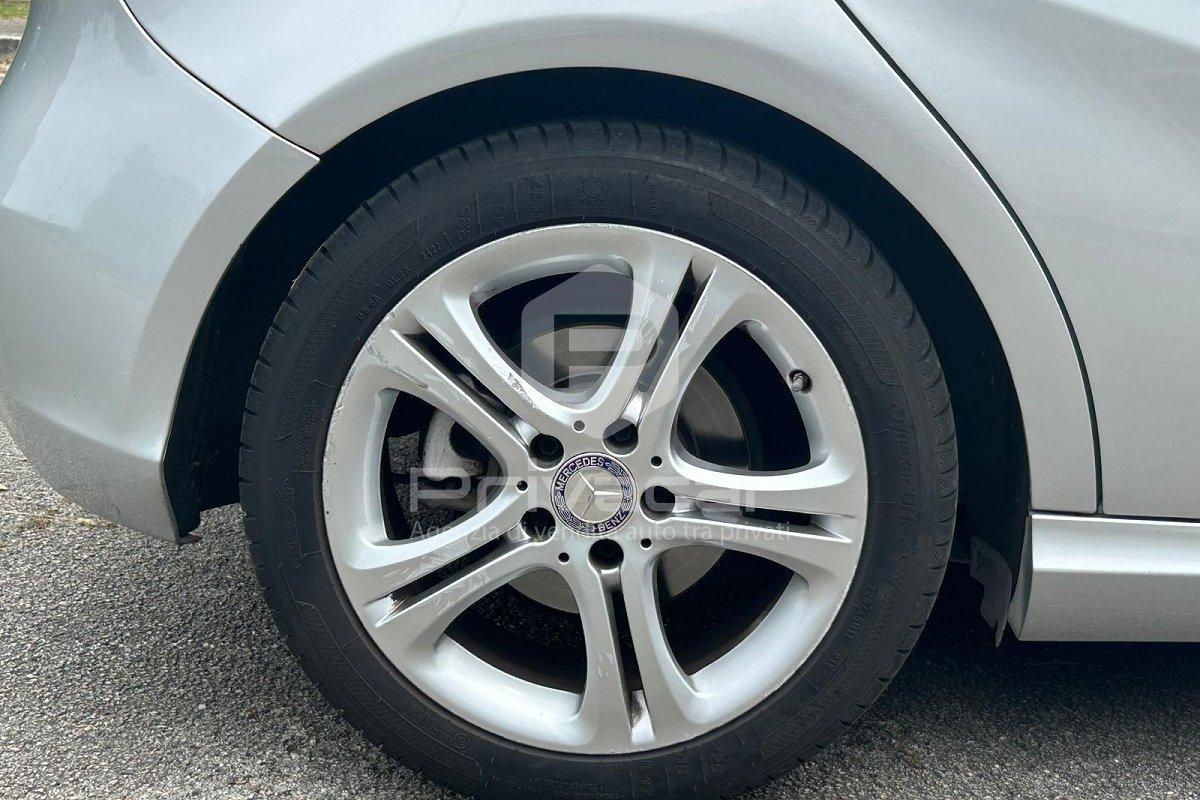 MERCEDES A 200 Sport