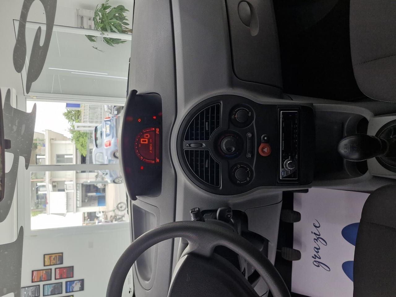 RENAULT GRAND MODUS 1.2 16V GPL DYNAMIQUE