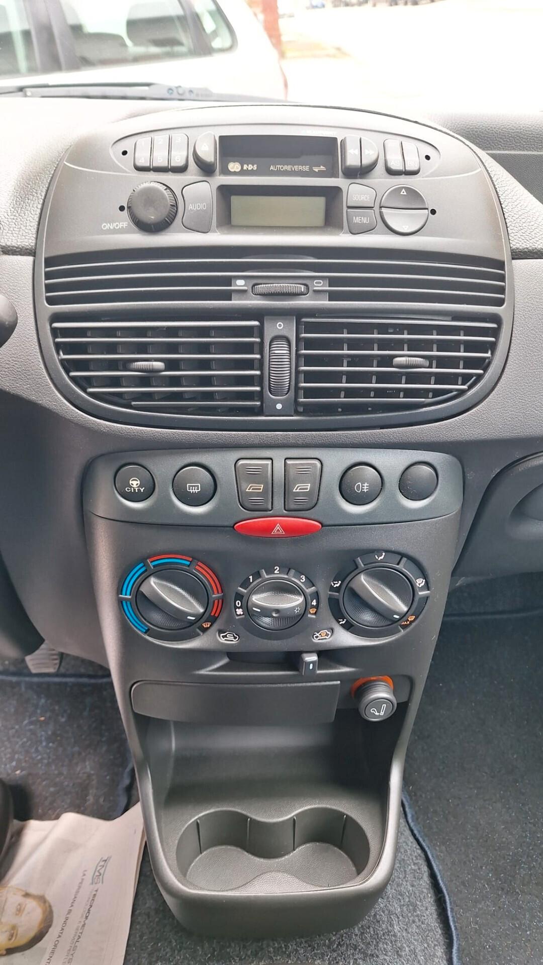 Fiat Punto 1.2 5 porte Active