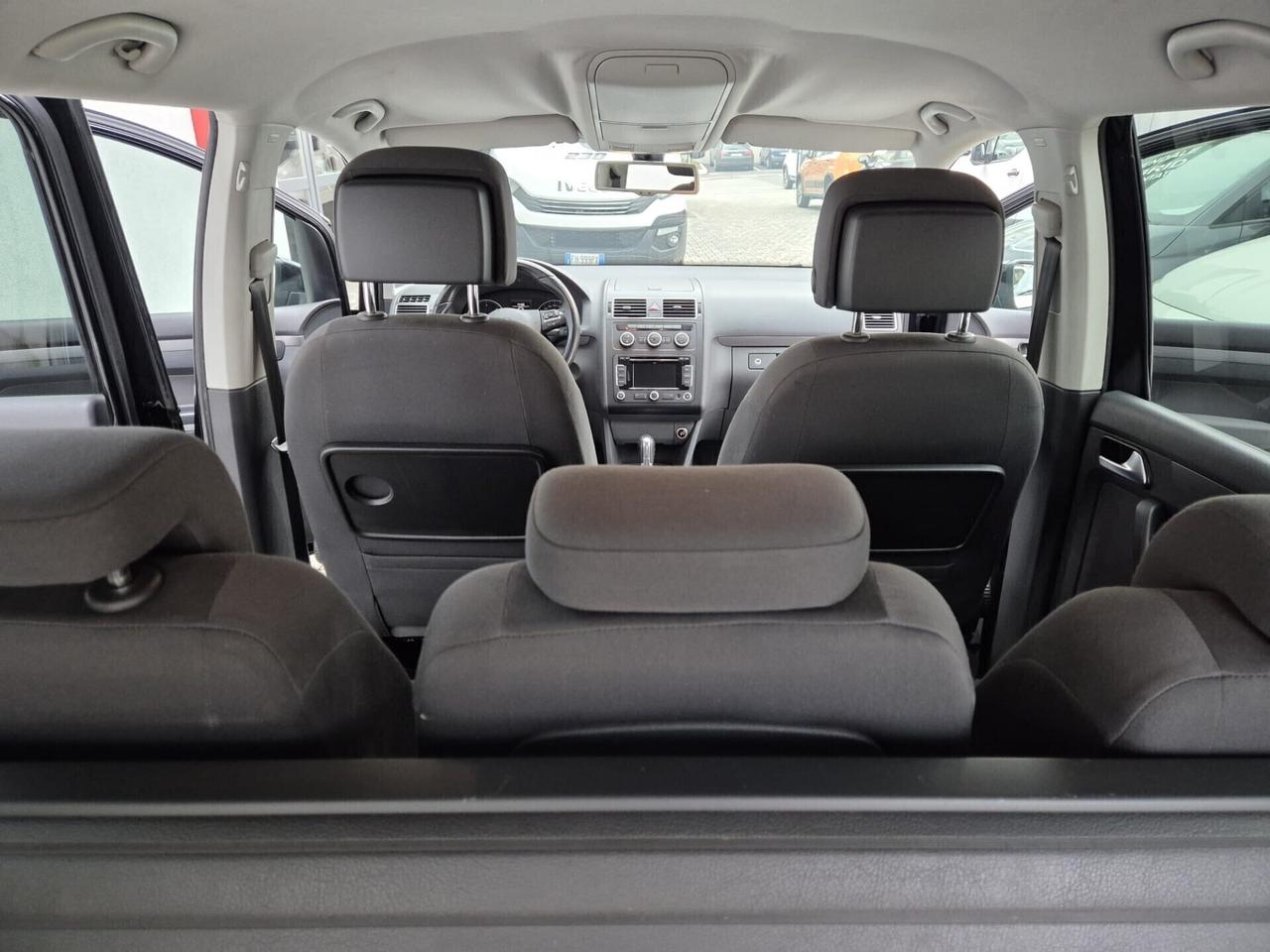 Volkswagen Touran 1.6 TDI DSG Comfortline