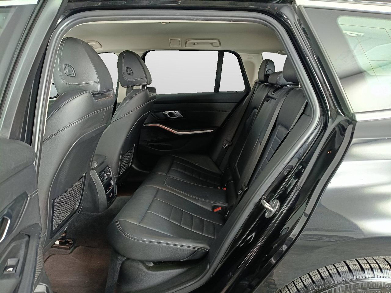 BMW Serie 3 G21 2019 Touring - 320d Touring mhev 48V xdrive Luxury auto
