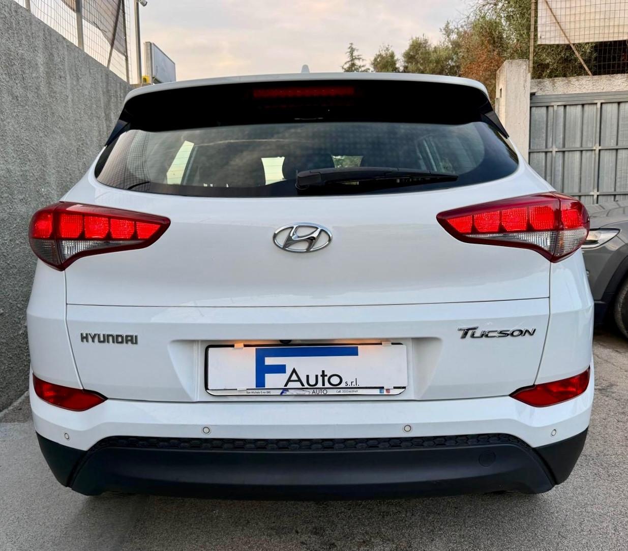 Hyundai Tucson 1.7 CRDi,Navi,Retrocamera,Led diurni,ecc.