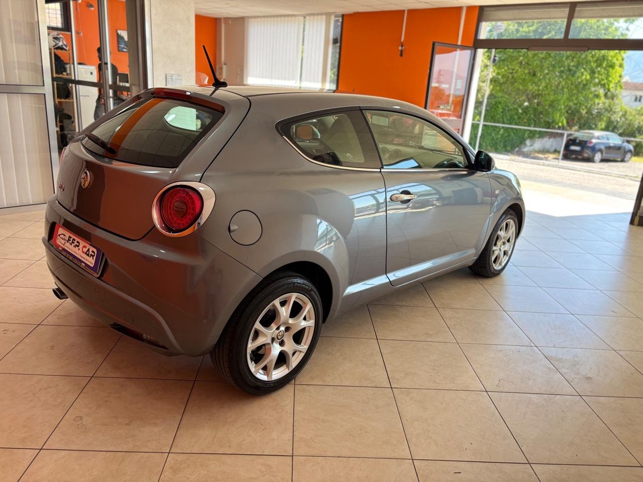 Alfa Romeo MiTo 1.3 JTDm-2 95 CV S&S Distinctive