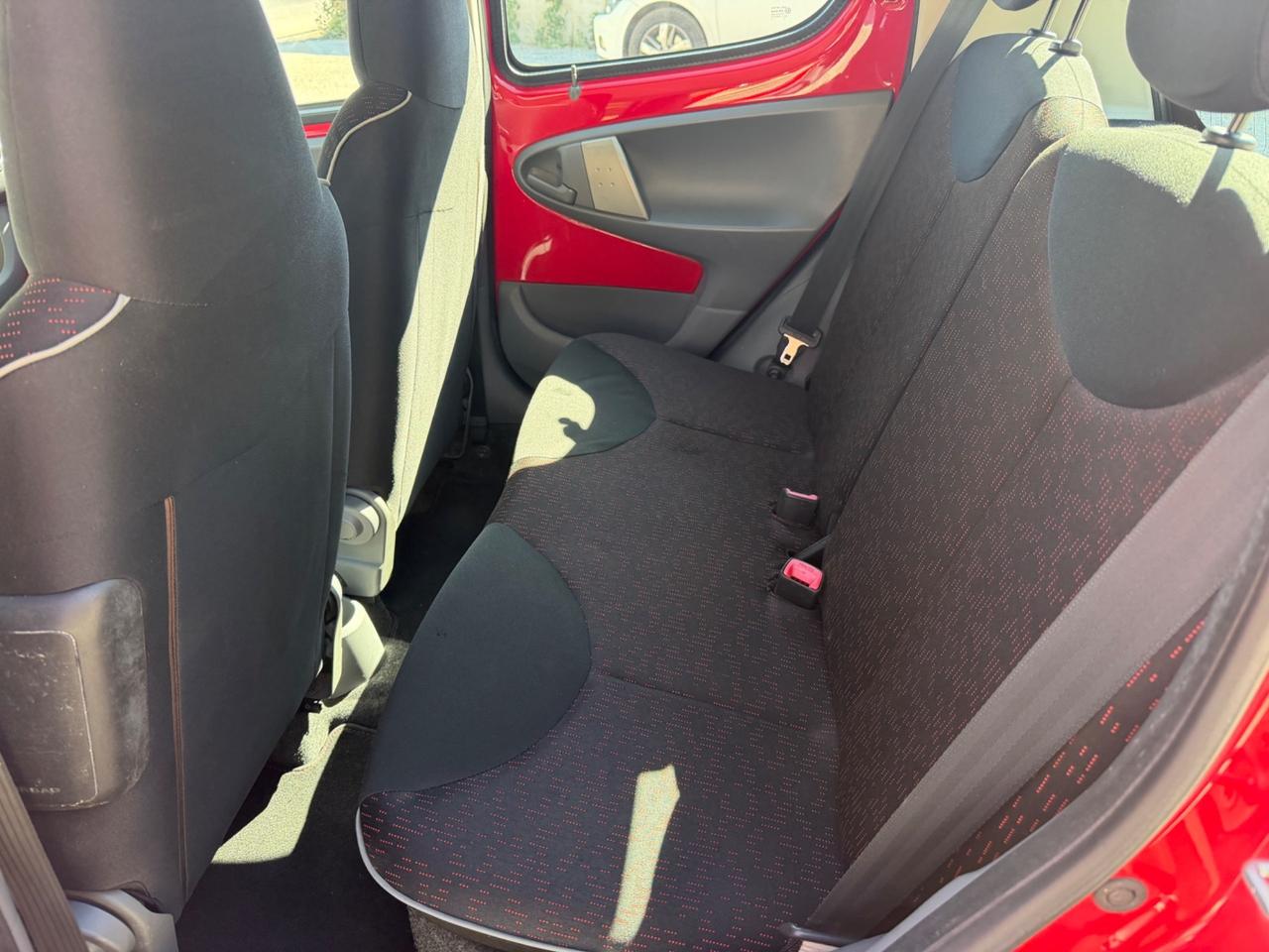 Peugeot 107 1.0 68CV 5p. Sweet Years