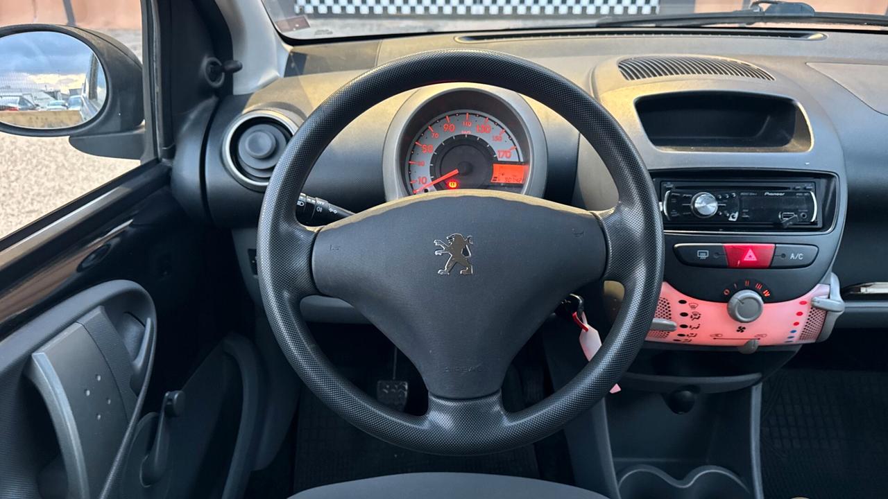 Peugeot 107 1.0 68CV 3p. - 2010